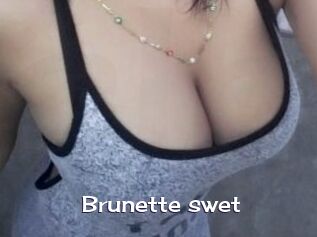 Brunette_swet