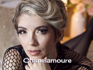 chanelamoure Click here to exit