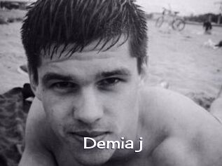 Demia_j