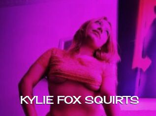 KYLIE_FOX_SQUIRTS