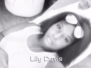 Lily_Davis