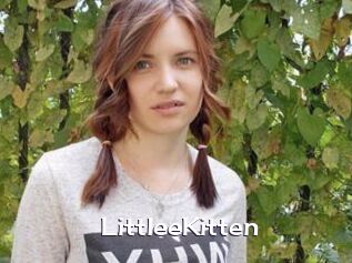 LittleeKitten Click here to exit