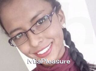 Mia_Pleasure
