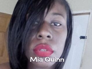 Mia_Quinn