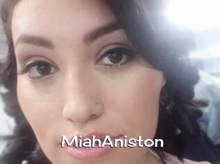 MiahAniston