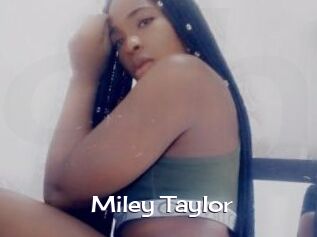 Miley_Taylor