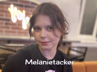 Melanietacker