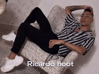 Ricardo_hoot