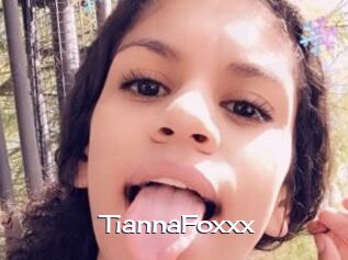 TiannaFoxxx