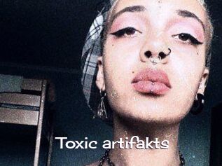 Toxic_artifakts